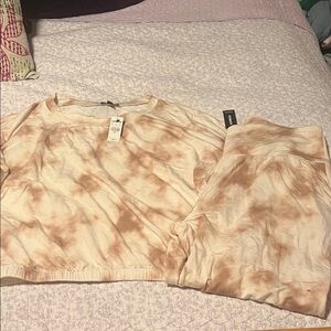 Express Cream and Brown Lounge Set